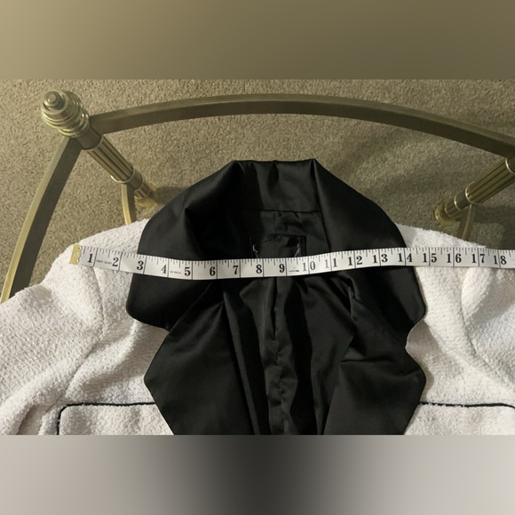 Chanel 2022 SS Jacket - Picture 12 of 16